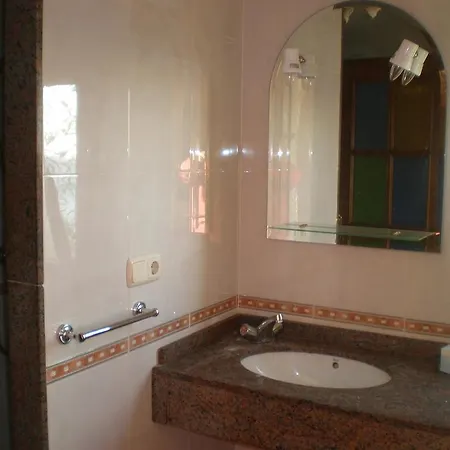 公寓 Castillo Del Mar 阿尔姆尼卡